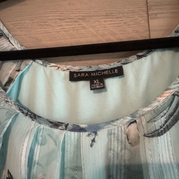 Sara Michelle Light Blue Floral Blouse - Picture 2 of 8